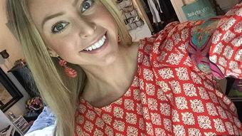 女房仲泡友在线观看